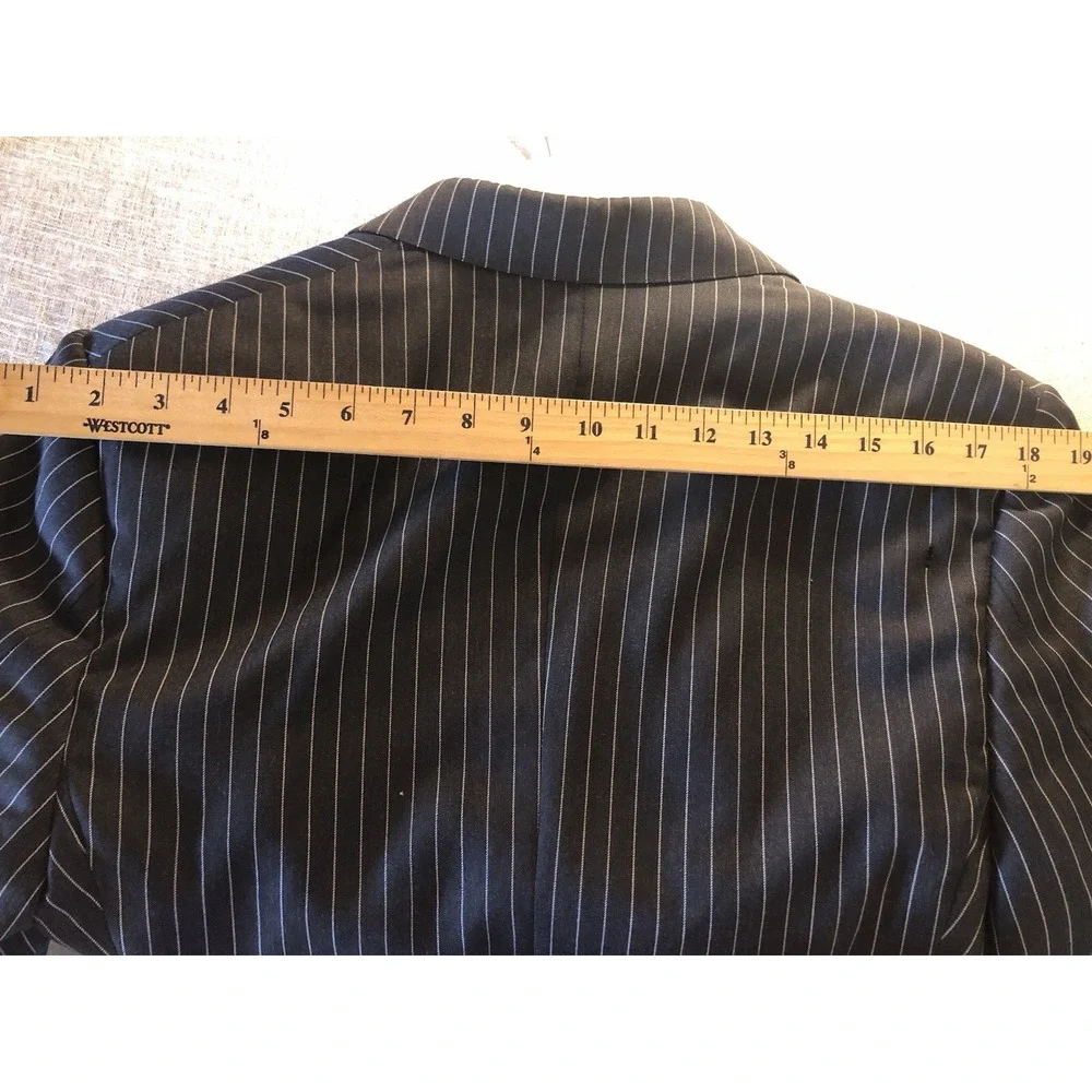 Burberry Blazer 40R Black Pinstripe 100% Wool Career Classic‎ Kensington FLAW